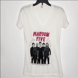Royal apparel maroon 5 concert T-shirt S